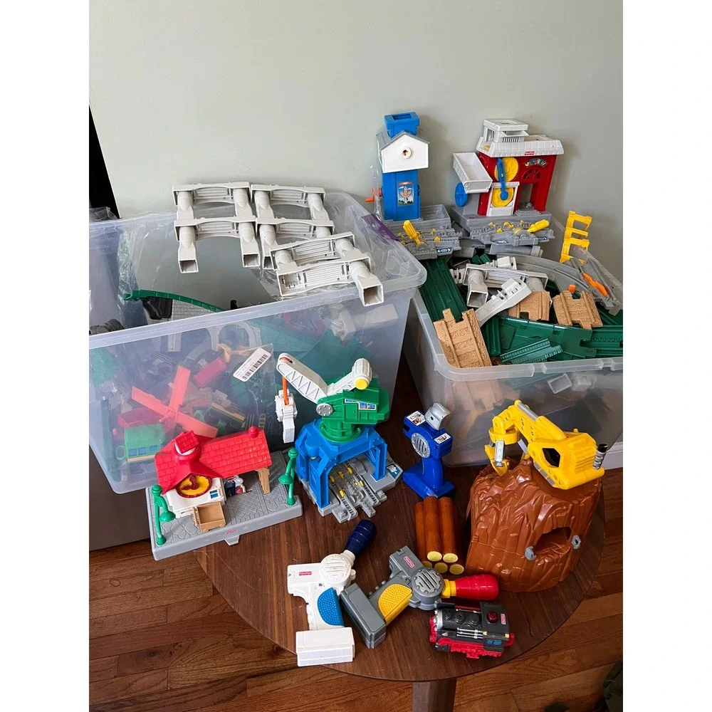 HUGE Fisher Price GeoTrax Rail Road Lot Tracks Trains Buildings Controllers